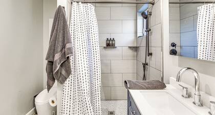 2 Mi to Mission Valley: Chic Home w/ Patio!