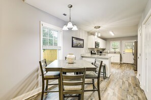 House (2 Bedrooms) | Bahagian dalam