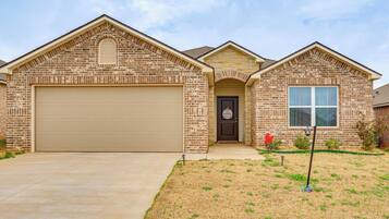 ุงูู
ูุดุฃุฉ ู
ู ุงูุฏุงุฎู