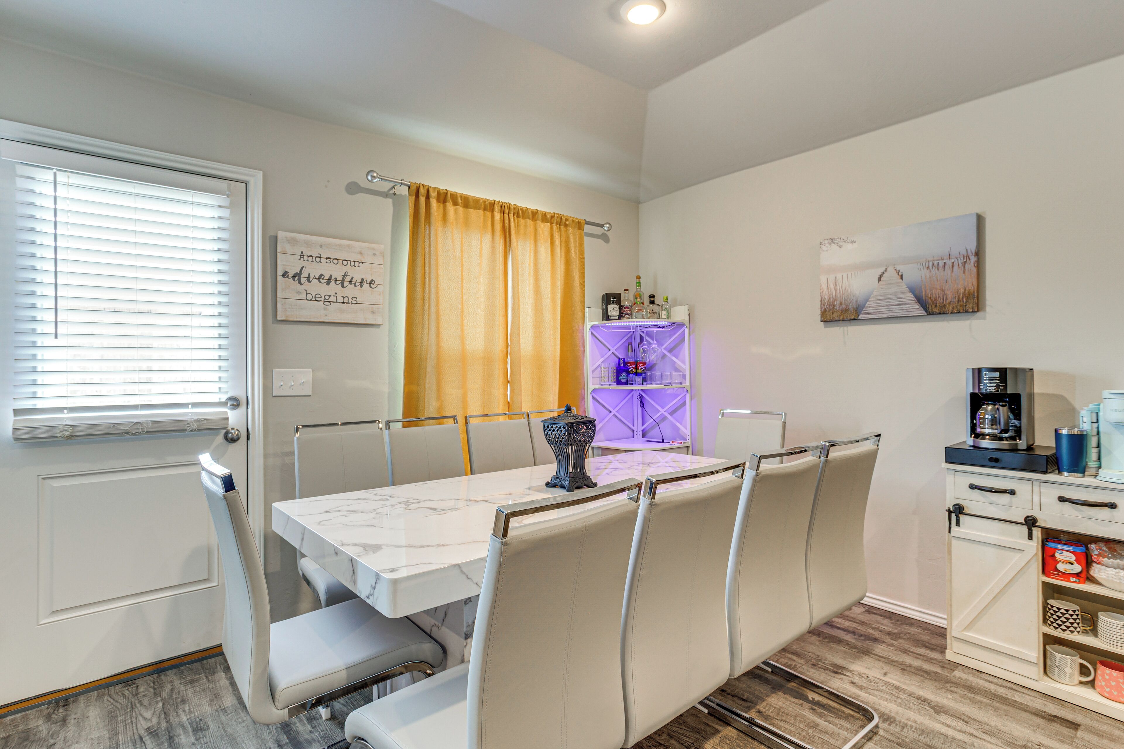 المنشأة من الداخل