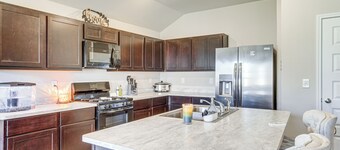 OKC Area Home: 22 Mi to Downtown