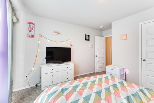 OKC Area Home: 22 Mi to Downtown