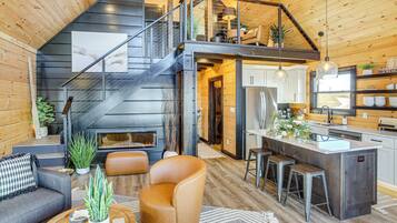 ู
ูุฒู (3 Bedrooms) | ุงูู
ูุดุฃุฉ ู
ู ุงูุฏุงุฎู