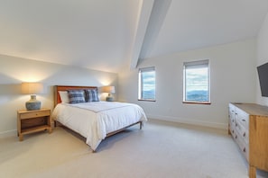 Apartment (4 Bedrooms) | Interior - Ski-in/out Townhome w/ Views at Okemo Resort! (Ludlow)