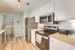 House (3 Bedrooms) | Interior - Walk to Downtown & Coffee Shop: Thomasville Escape (Thomasville)