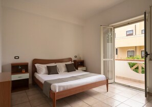 Kamar Quadruple Keluarga | Detail interior