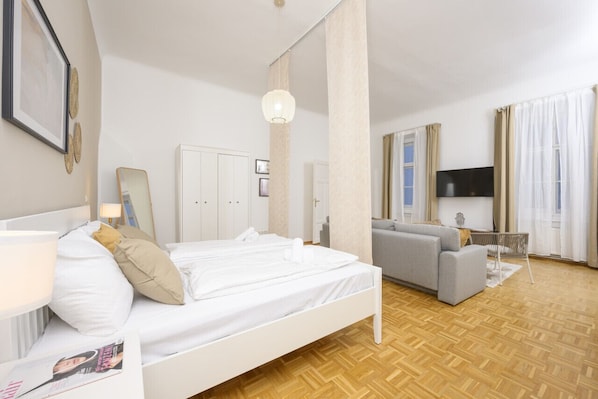 1 bedroom, free WiFi, bed sheets