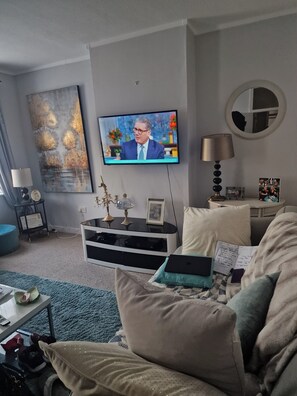 Apartment | Living area