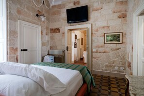 2 bedrooms, iron/ironing board, free WiFi, bed sheets - Dimora Signorile by Wonderful Italy (Polignano a Mare)