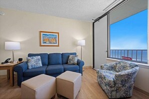 TV - Sun’s Out, Shoes Off- 1BR Condo (Virginia Beach)