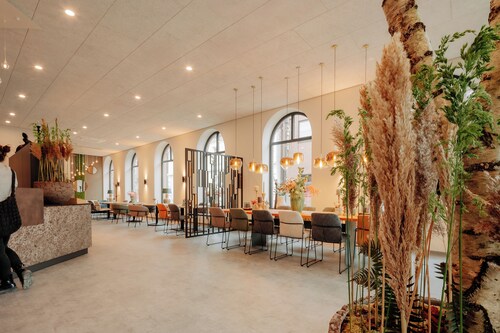 雷德哈克曼酒店