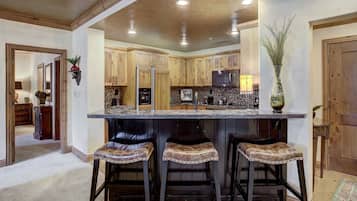 Leilighet, 2 soverom | Eget kjøkken | Kjøleskap og ovn