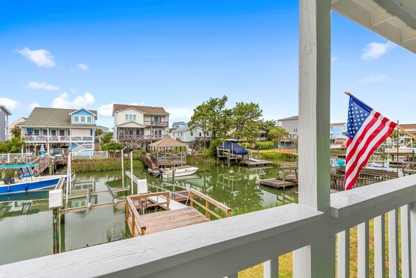 House, 3 Bedrooms | Property grounds