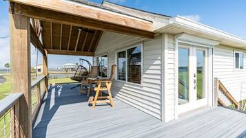 House, 1 Bedroom | Terrace/patio