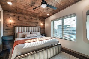 4 chambres, fer et planche à repasser, lit parapluie, Wi-Fi gratuit