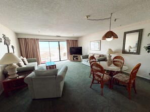 Smart TV, DVD player