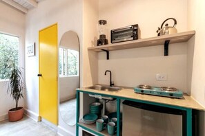 Microonde, macchina per tè/caffè, pentole/stoviglie/utensili