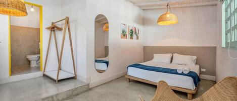 1 Schlafzimmer, Schreibtisch, Bügeleisen/Bügelbrett, Reisekinderbett