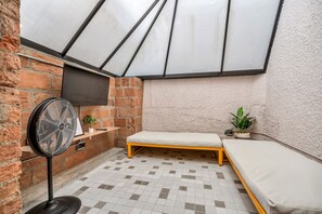 1 camera, una scrivania, ferro/asse da stiro, Wi-Fi