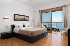 5 chambres, fer et planche à repasser, Wi-Fi gratuit, draps fournis