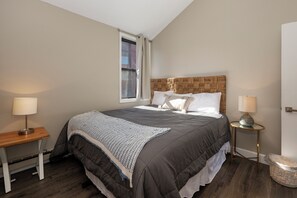 2 bedrooms, Internet, bed sheets