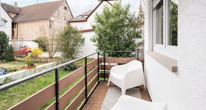 Gemütliche Erdgeschoss Wohnung mit Balkon