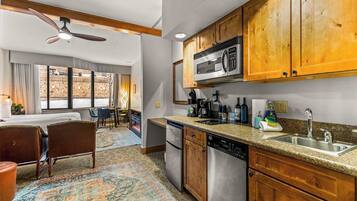 Microwave, stovetop, dishwasher, coffee/tea maker