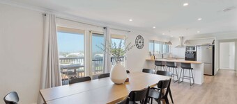 The Beach House 64 Neighbour Ave Goolwa Beach