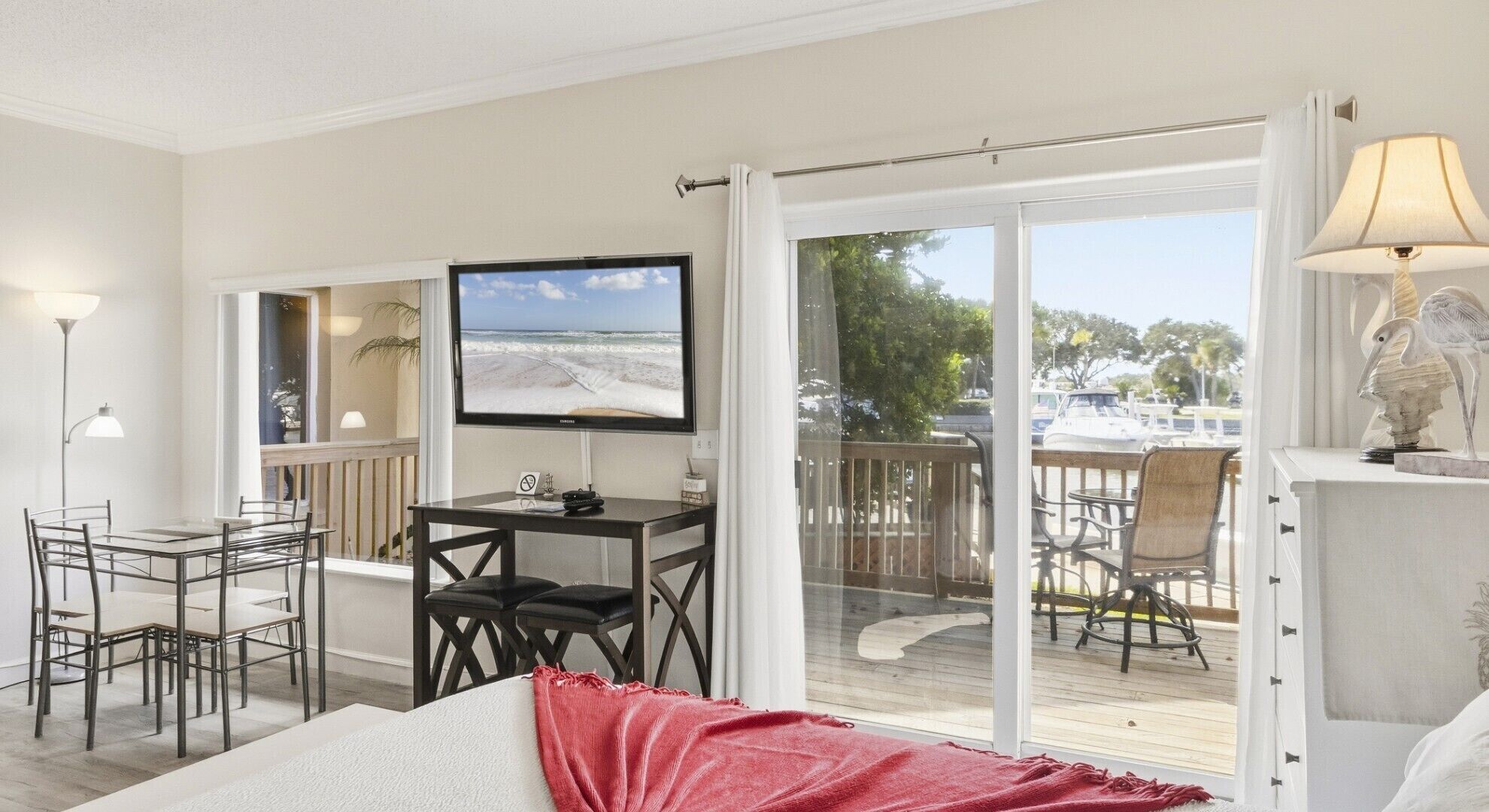 Wi-fi (inkludert) og sengetøy