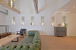 Living area - Le loft du Cloître - Free Pkg - Air conditioning (Avignon)