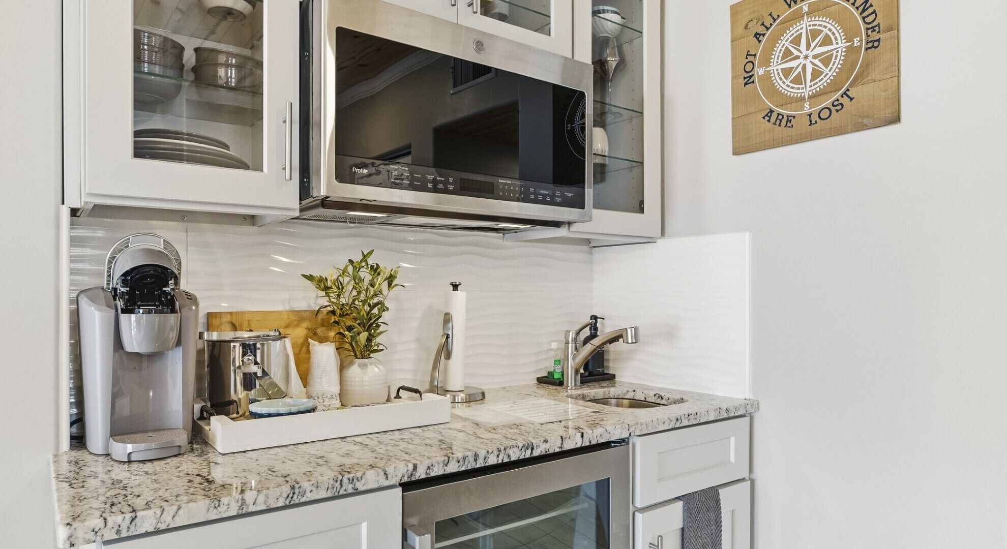 冰箱、微波炉、茶具/咖啡用具