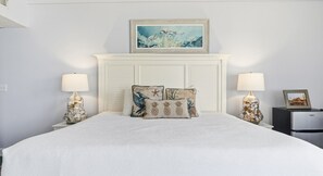 واي فاي مجانًا وملاءات أسرّة