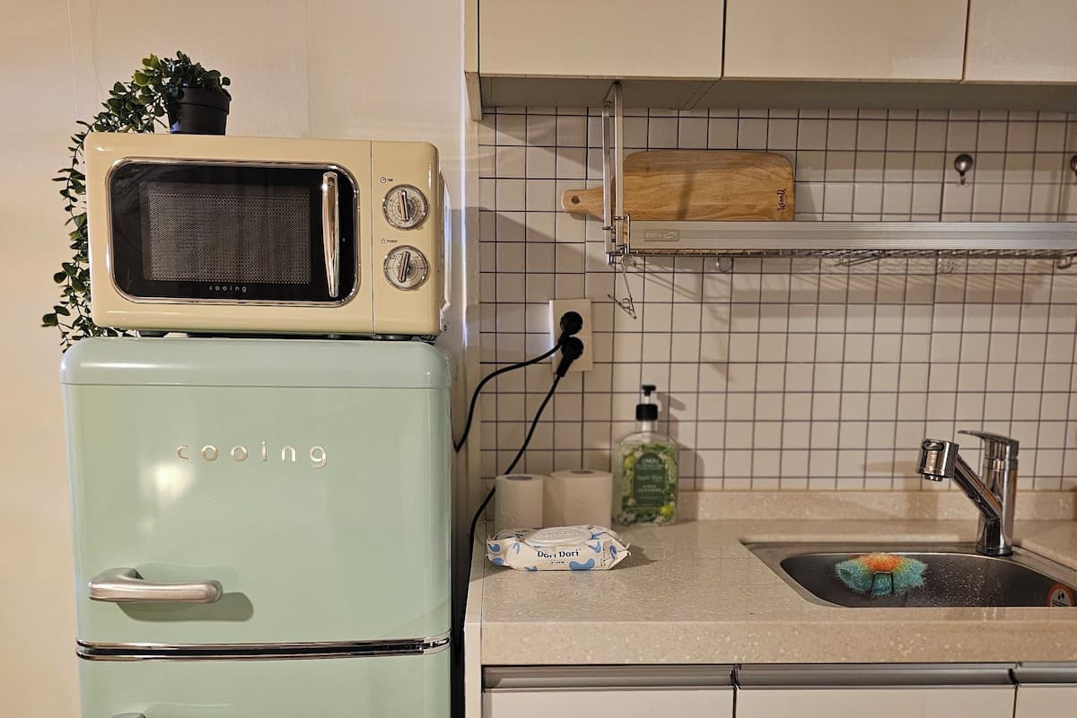 Signature-Studio (Luo Kuma) | Laptopgeeigneter Arbeitsplatz, kostenloses WLAN