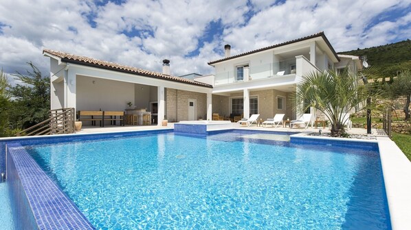 Una piscina climatizada