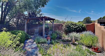 Casa Calabaza | Fenced Yard, Fire Pit