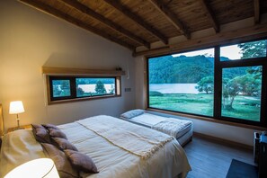2 Schlafzimmer, Zimmersafe, Schreibtisch, Verdunkelungsvorhänge