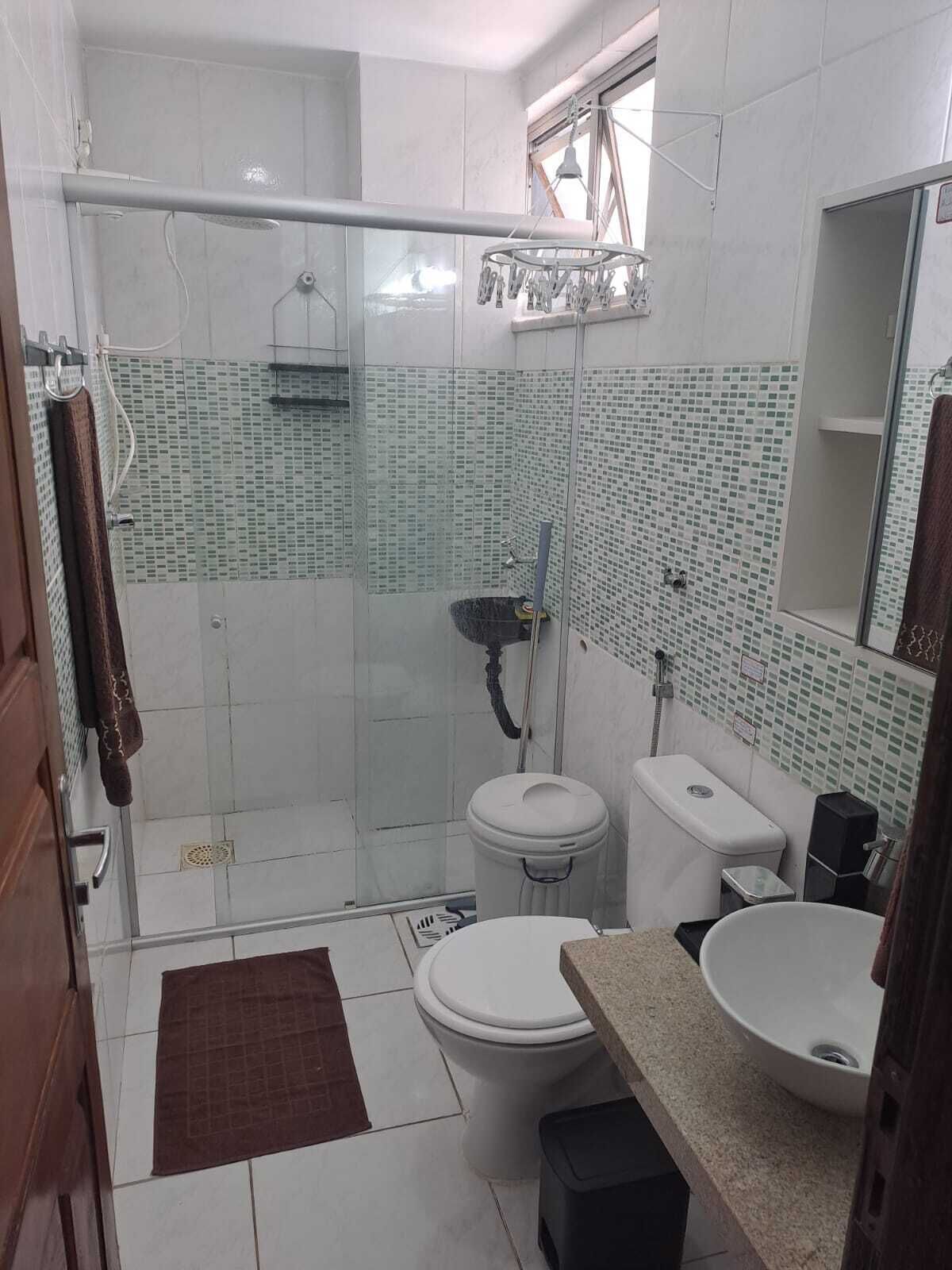 Douche, serviettes fournies