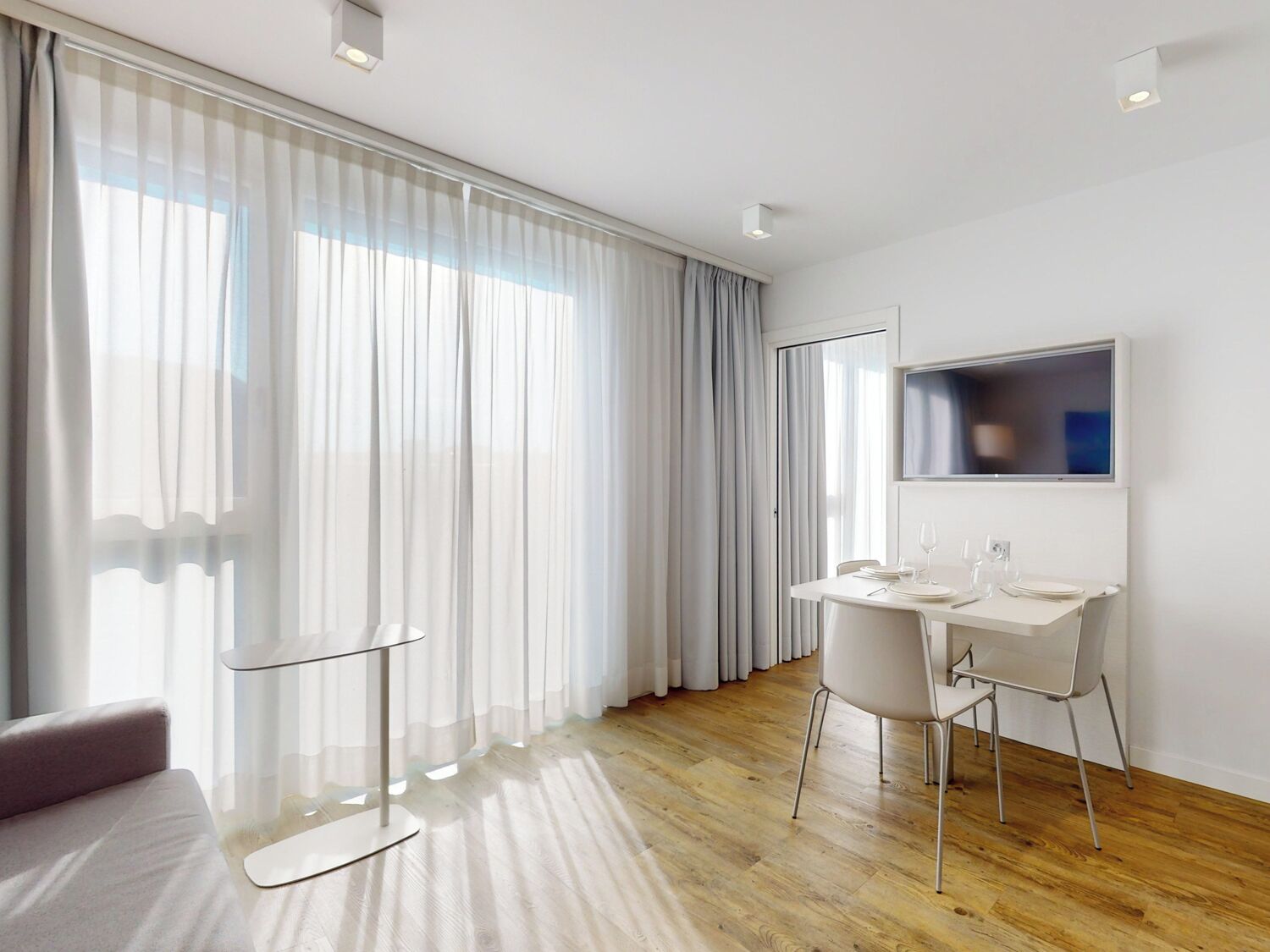 Apartment, Courtyard View | Living area