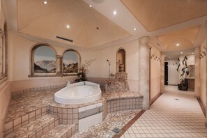 Sauna, hot tub, steam room - Berghotel & Restaurant Bodenalpe (Ischgl)