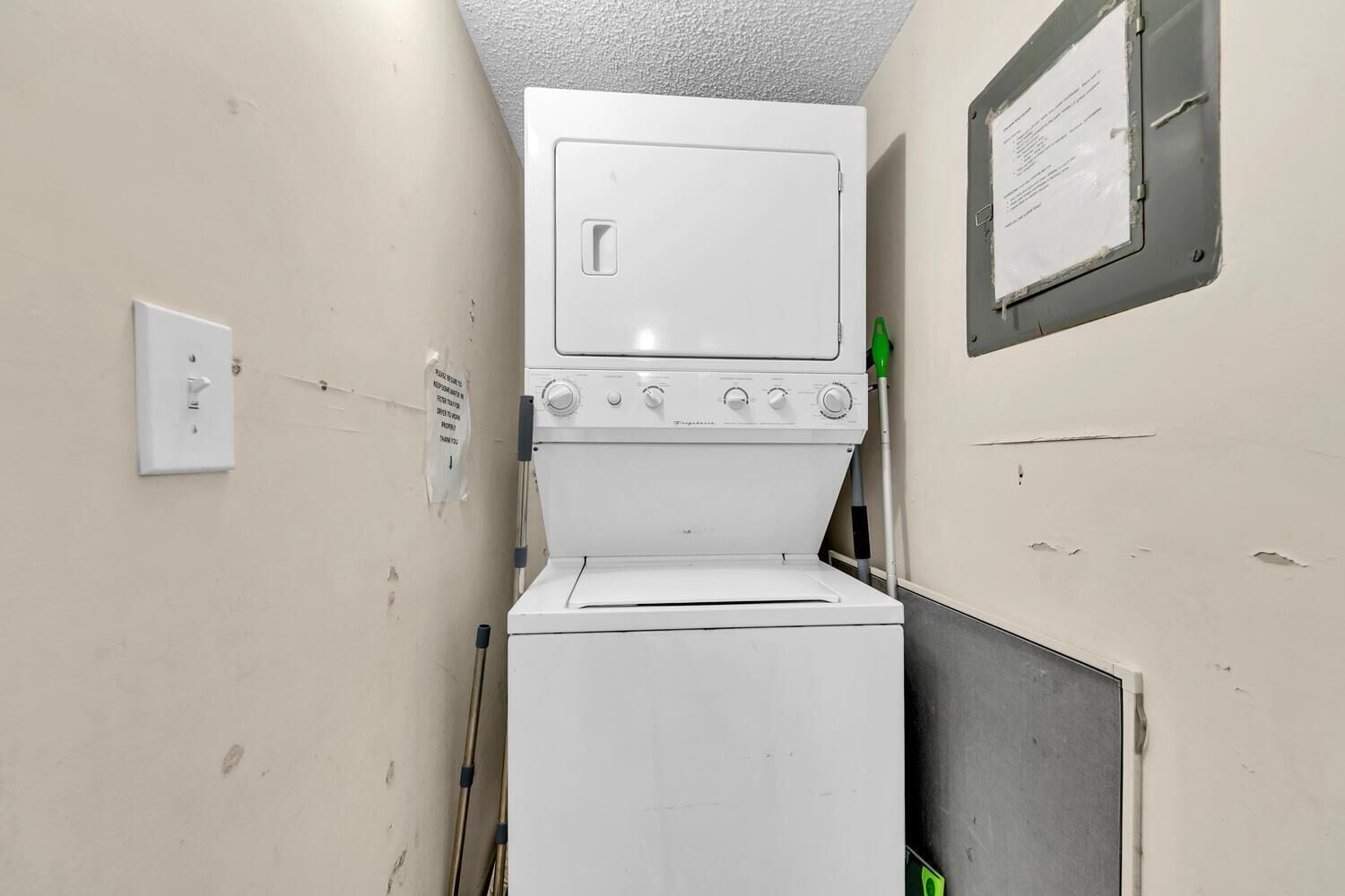 Daire, Birden Çok Yatak (Regency Towers 1212) | İç mekân