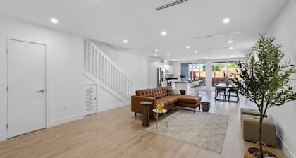 Up to 12 guests! Modern Villa in Wynwood