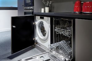 Four-Bedroom Apartment (twin or double beds) | Private kitchen