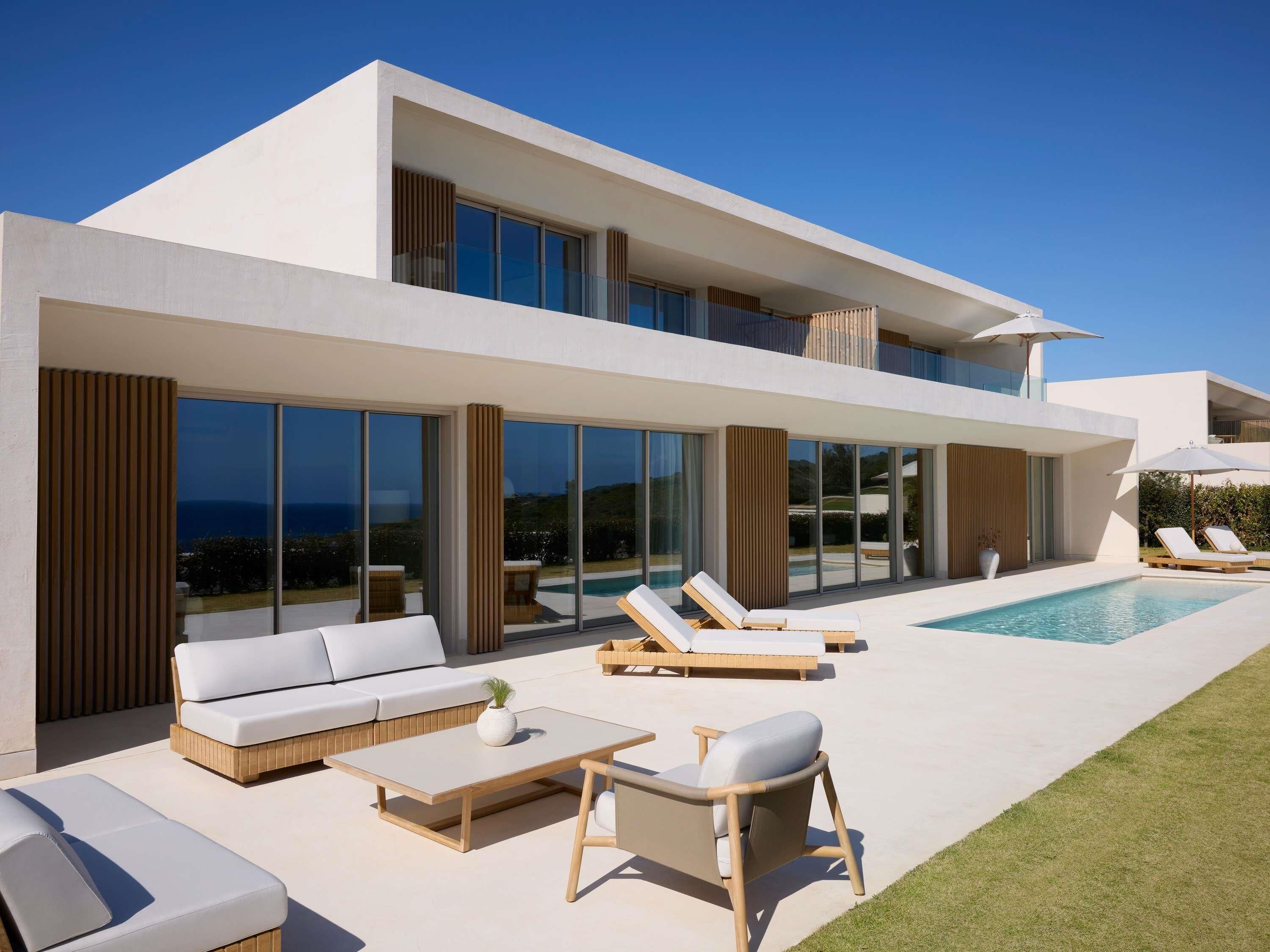 Mistral 5 Bedroom Villa 5 King, Sea View, Private Pool | Egyptian cotton sheets, premium bedding, minibar, desk