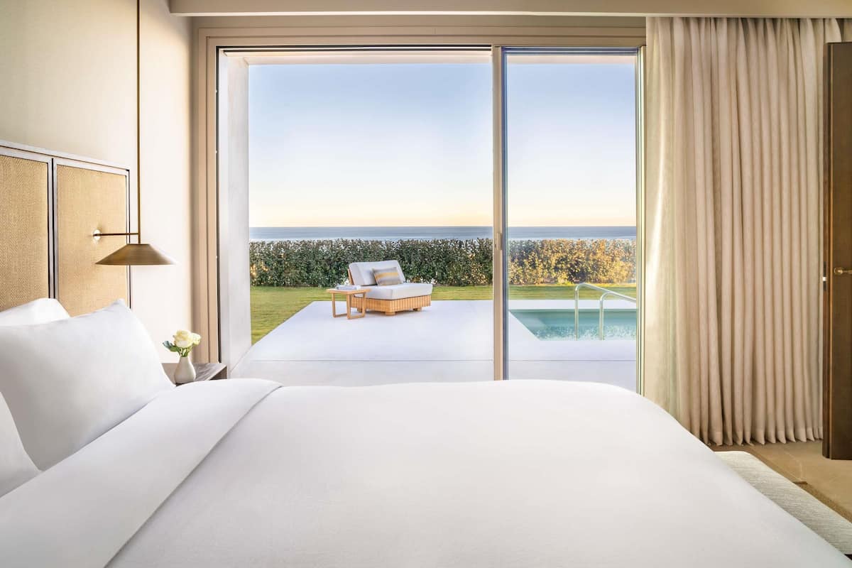 Sábanas de algodón egipcio, ropa de cama de alta calidad y minibar