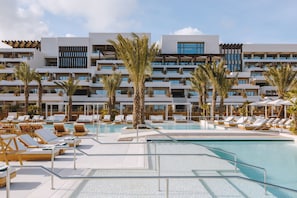 Indoor pool, 3 outdoor pools, free pool cabanas, pool umbrellas