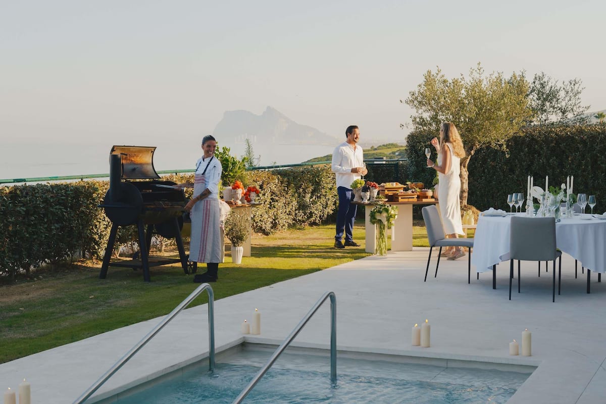 Mistral 5 Bedroom Villa 5 King, Sea View, Private Pool | Egyptian cotton sheets, premium bedding, minibar, desk