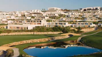 Mistral 5 Bedroom Villa 5 King, Sea View, Private Pool | Egyptian cotton sheets, premium bedding, minibar, desk