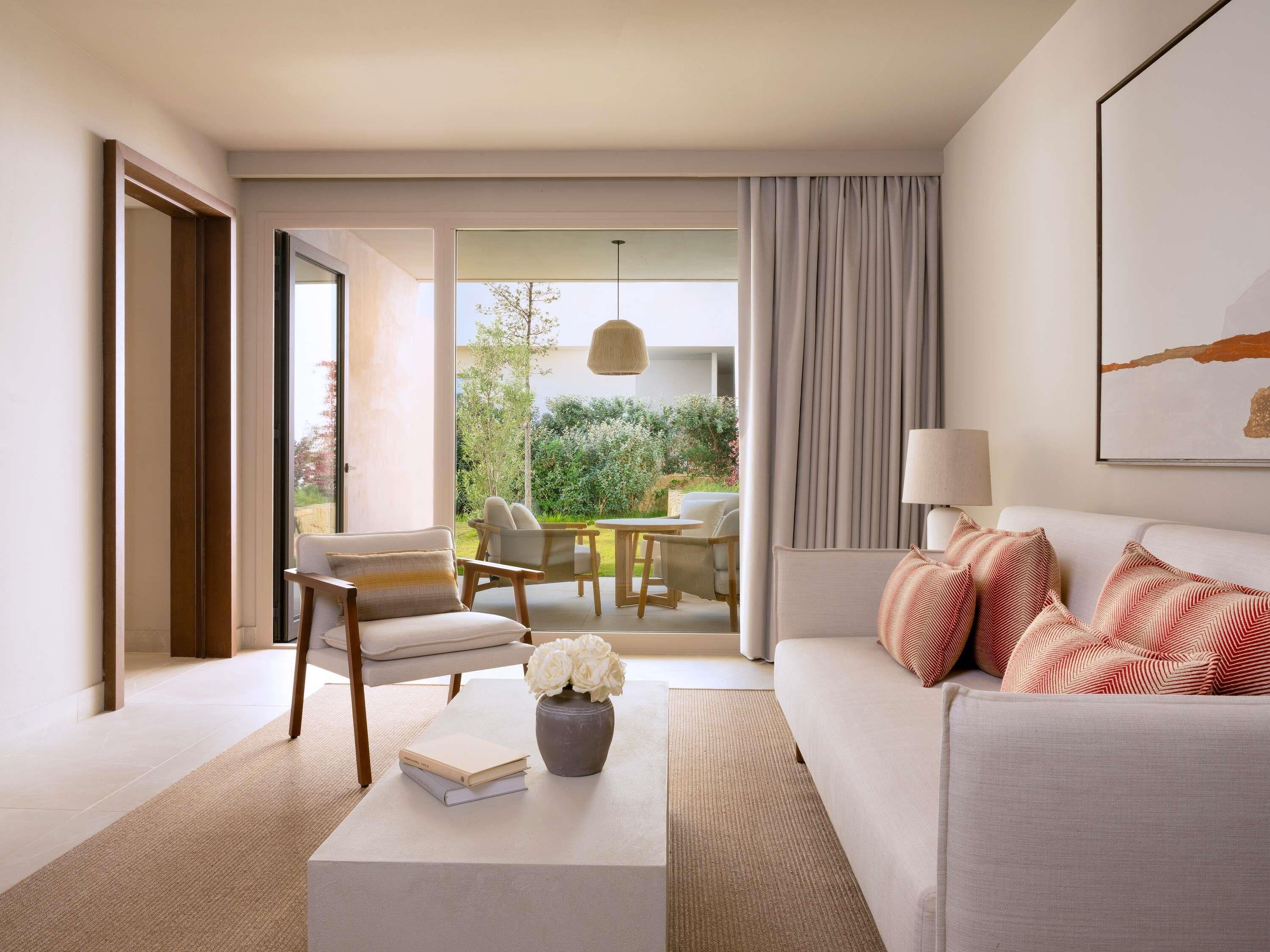 Villa, 5 slaapkamers | Lakens van Egyptisch katoen, luxe beddengoed, een minibar, een bureau