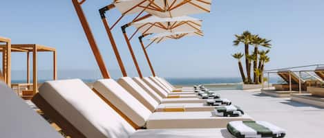 Sundeck