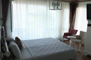 Comfort Double Room, Sea View | Down duvets, minibar, desk, laptop workspace - Sahil otel (Ünye)
